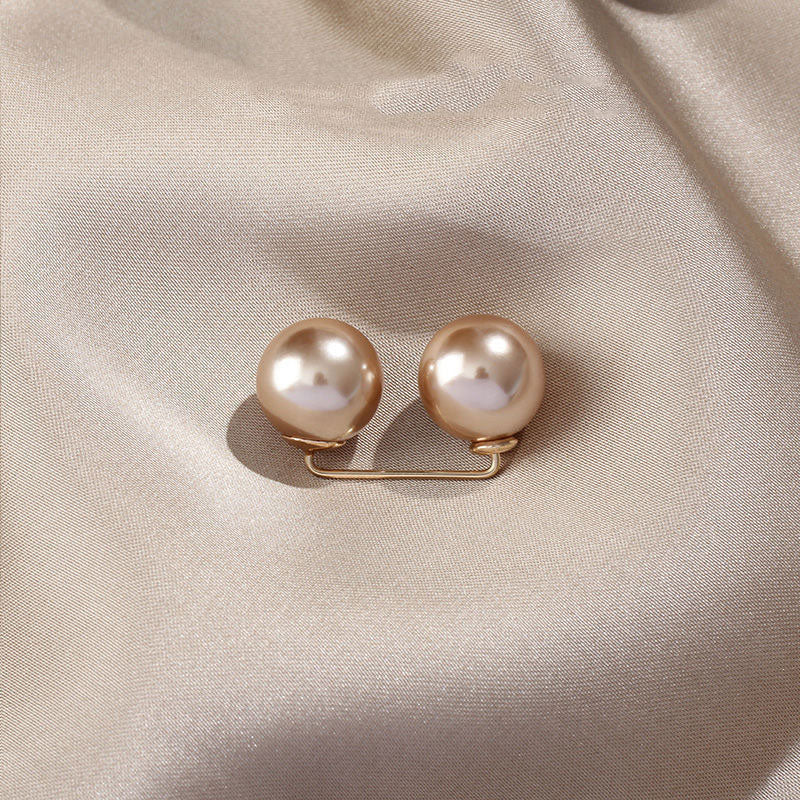 Fashion Pearl Brooch